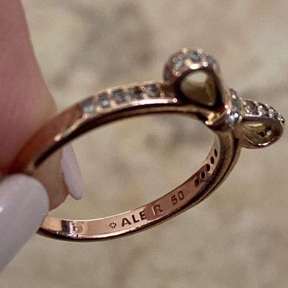 Pandora Sparkling Bow Rose Gold & Cubic Zirconia Ring - Picture 11 of 12
